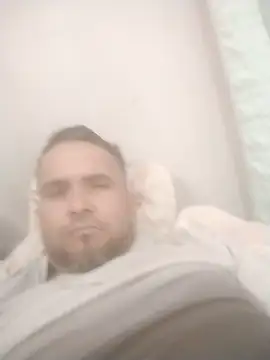 estuker22 online show from February 22, 8:18 pm