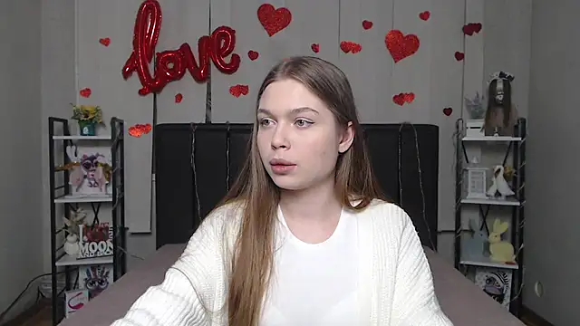 LaraPika online show from February 7, 6:11 pm