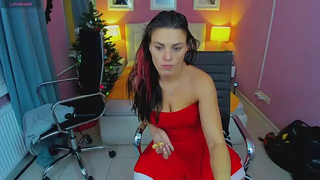 EricaAndPenelopa online show from December 28, 5:33 am