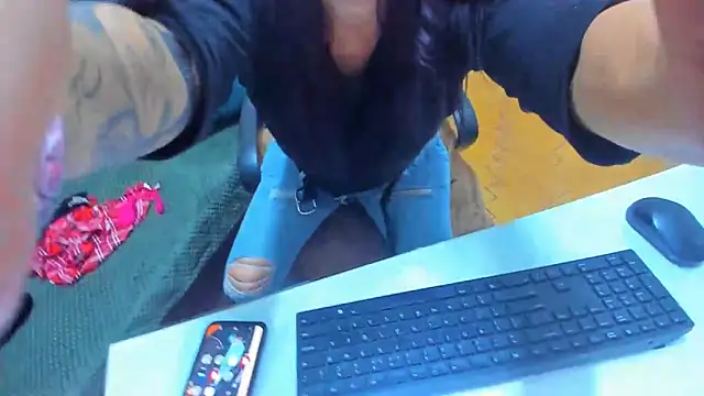 LauraSin online show from September 15, 3:28 am