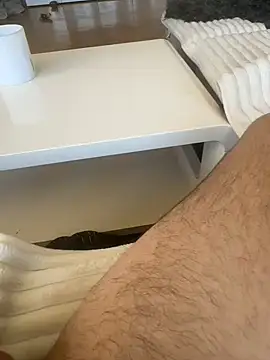 lxrxdxn online show from April 8, 1:22 pm