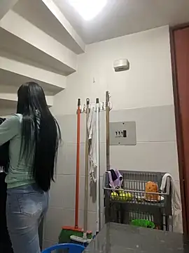 Snapshot of yaralyminjo2 chatting on January 26, 10:46 pm yaralyminjo2 online show from January 26, 10:46 pm