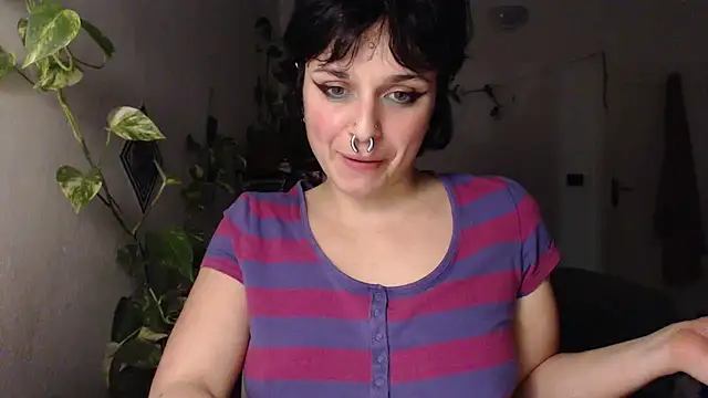 kinkyspirali online show from December 5, 12:41 am