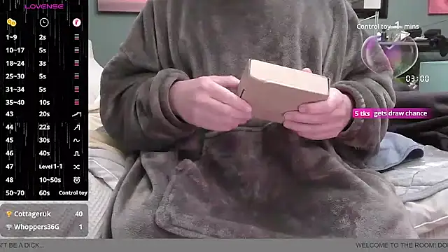 BondBroken online show from November 20, 7:35 pm