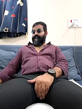 Fun Guuy online show from March 1, 3:19 am