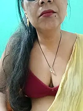 Snapshot of Saroj-Shah chatting on April 30, 5:36 am Saroj-Shah online show from April 30, 5:36 am