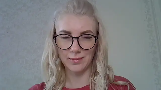 Snapshot of Pabonya91 chatting on February 13, 10:55 am Pabonya91 online show from February 13, 10:55 am