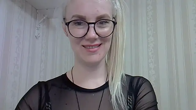 Snapshot of Pabonya91 chatting on February 16, 6:21 pm Pabonya91 online show from February 16, 6:21 pm