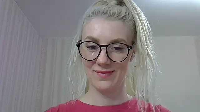 Snapshot of Pabonya91 chatting on March 6, 10:09 am Pabonya91 online show from March 6, 10:09 am