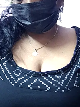 Snapshot of mallu-sumi chatting on March 15, 9:43 pm mallu-sumi online show from March 15, 9:43 pm