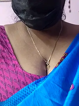 Snapshot of mallu-sumi chatting on April 6, 3:15 am mallu-sumi online show from April 6, 3:15 am