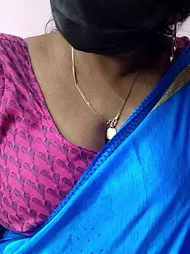 Snapshot of mallu-sumi chatting on April 6, 4:46 am mallu-sumi online show from April 6, 4:46 am