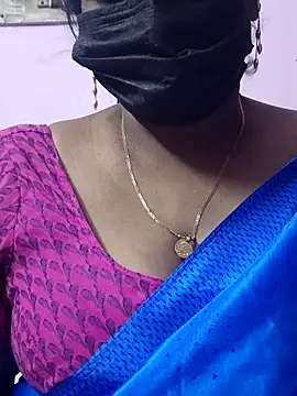 Snapshot of mallu-sumi chatting on April 6, 6:09 pm mallu-sumi online show from April 6, 6:09 pm