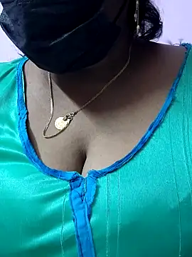 Snapshot of mallu-sumi chatting on April 10, 5:50 pm mallu-sumi online show from April 10, 5:50 pm