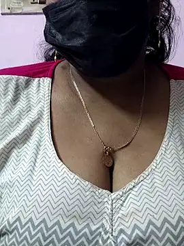 Snapshot of mallu-sumi chatting on April 16, 5:58 pm mallu-sumi online show from April 16, 5:58 pm