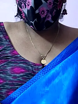 Snapshot of mallu-sumi chatting on April 23, 6:21 pm mallu-sumi online show from April 23, 6:21 pm