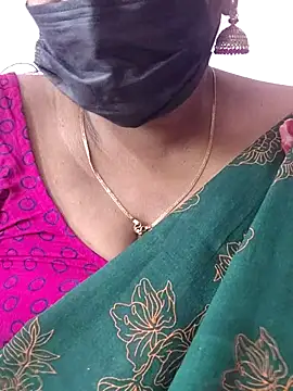 Snapshot of mallu-sumi chatting on May 2, 9:47 am mallu-sumi online show from May 2, 9:47 am