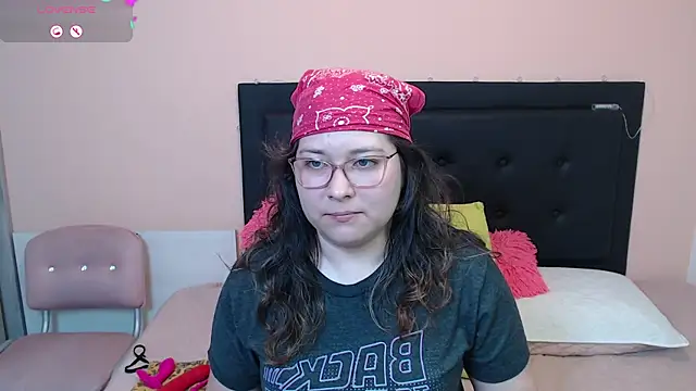 May Carlier online show from February 11, 1:41 am