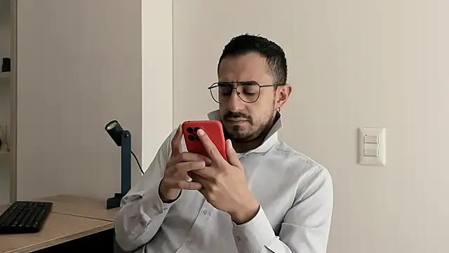 Snapshot of pablo-rincon95 chatting on December 22, 1:22 pm pablo-rincon95 online show from December 22, 1:22 pm