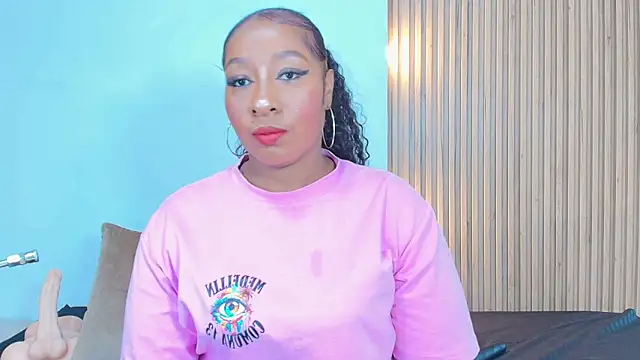 Krystal cambell1 online show from March 17, 8:09 pm