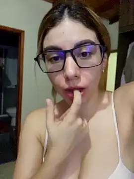 ARIA SUGARUB online show from December 21, 10:40 pm