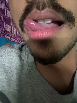 Snapshot of Privateseducer chatting on December 30, 8:04 pm Privateseducer online show from December 30, 8:04 pm