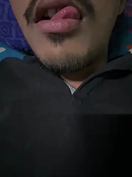 Snapshot of Privateseducer chatting on February 15, 8:01 pm Privateseducer online show from February 15, 8:01 pm