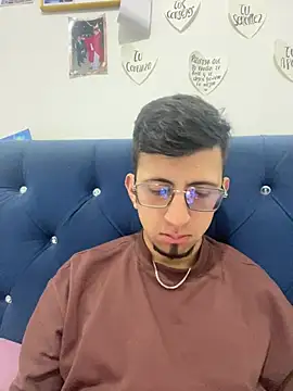 stivevv online show from July 18, 2:16 am