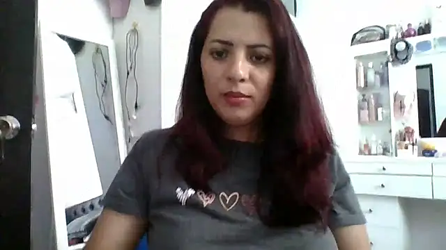 Snapshot of Anne_kis chatting on December 14, 5:03 pm Anne kis online show from December 14, 5:03 pm