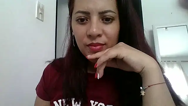 Snapshot of Anne_kis chatting on December 21, 3:31 pm Anne kis online show from December 21, 3:31 pm
