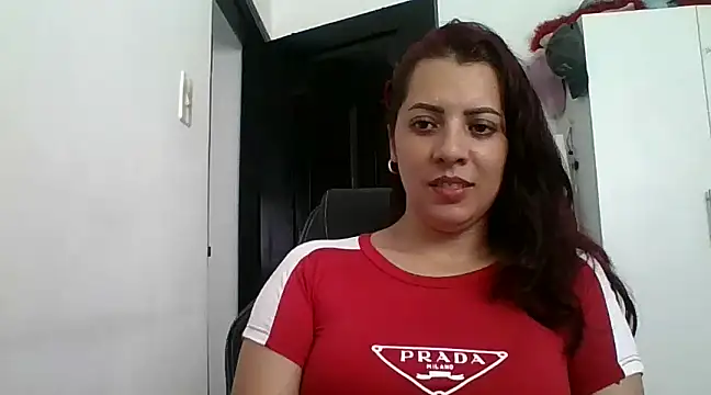 Snapshot of Anne_kis chatting on February 18, 5:53 pm Anne kis online show from February 18, 5:53 pm