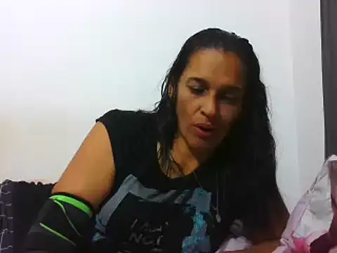 latinbrunettet online show from February 28, 1:25 pm