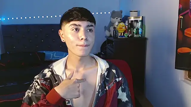 Snapshot of Im_juanda chatting on December 21, 7:49 pm Im juanda online show from December 21, 7:49 pm