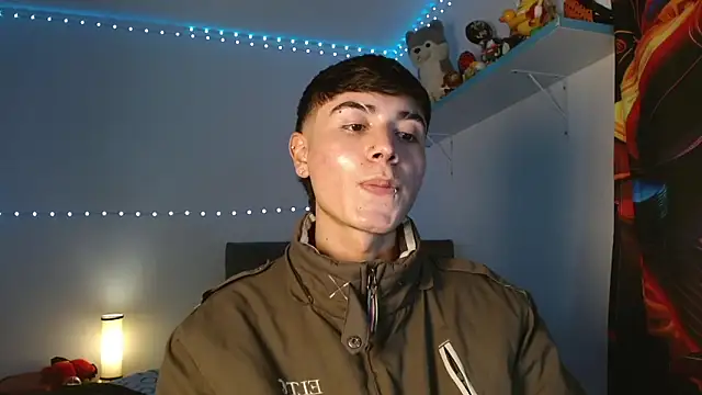 Snapshot of Im_juanda chatting on January 18, 12:13 am Im juanda online show from January 18, 12:13 am