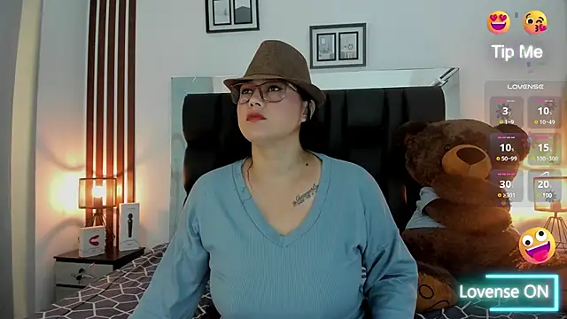Snapshot of meikochoe chatting on March 14, 7:44 pm meikochoe online show from March 14, 7:44 pm