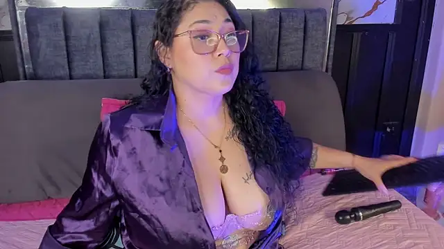 Snapshot of meikochoe chatting on April 28, 8:25 pm meikochoe online show from April 28, 8:25 pm
