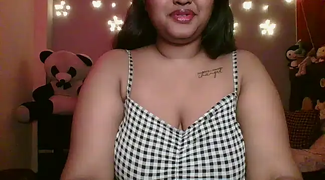 Your-love-12 online show from March 18, 7:42 pm