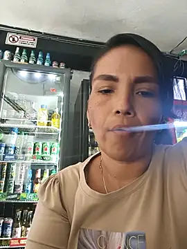 mariana mauricio hot online show from June 4, 10:05 pm