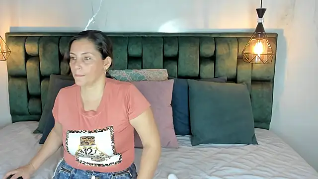 angelswets online show from February 9, 1:25 pm