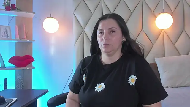 angelswets online show from April 18, 9:37 pm