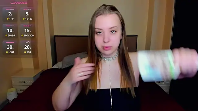Snapshot of AlexissM chatting on April 10, 3:17 pm AlexissM online show from April 10, 3:17 pm