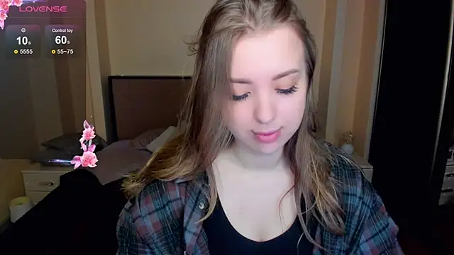 Snapshot of AlexissM chatting on May 28, 3:20 pm AlexissM online show from May 28, 3:20 pm