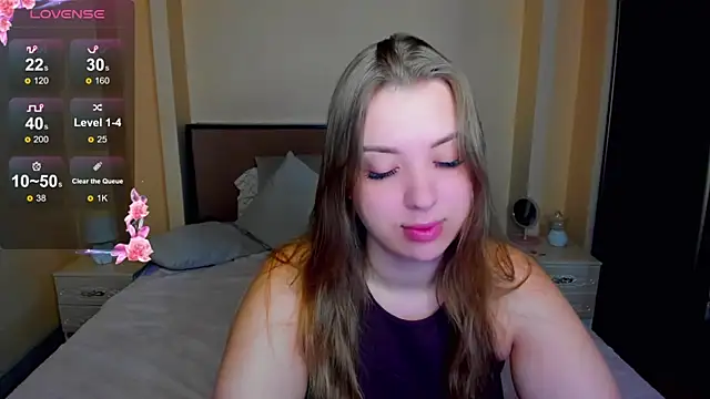 Snapshot of AlexissM chatting on July 3, 3:51 pm AlexissM online show from July 3, 3:51 pm