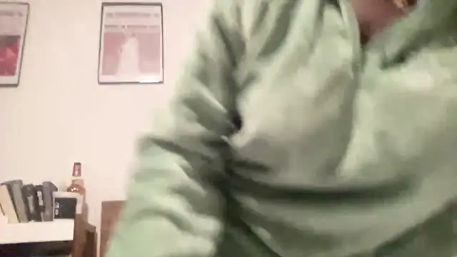 AveryJ99 online show from December 6, 4:25 am