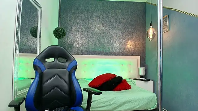 Erick Zhimerman online show from March 11, 4:18 am