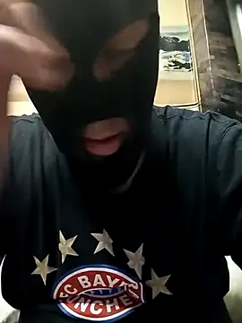 Snapshot of johngreece1 chatting on February 3, 7:40 am johngreece1 online show from February 3, 7:40 am