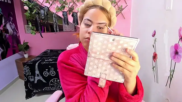 Snapshot of marcellaa303av chatting on September 30, 11:21 pm marcellaa303av online show from September 30, 11:21 pm