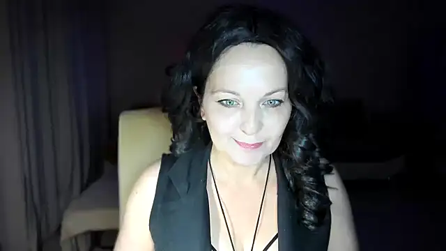 WitchBlueRose online show from October 25, 6:13 pm