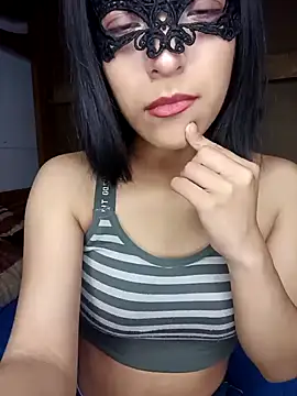 Snapshot of PequeArely chatting on January 4, 9:21 am PequeArely online show from January 4, 9:21 am