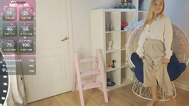 Snapshot of FlairCunard chatting on January 15, 8:58 pm FlairCunard online show from January 15, 8:58 pm